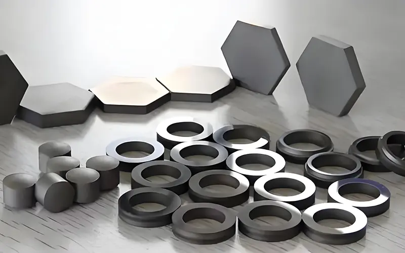 Advantages of ceramic balls with PTFE cage and PEFE seal